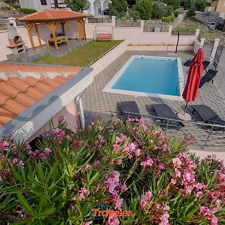 With Pool, Large Garden And Beautiful Sea View By Traveler Tourist Agency Krk - Id 2210 Crikvenica
